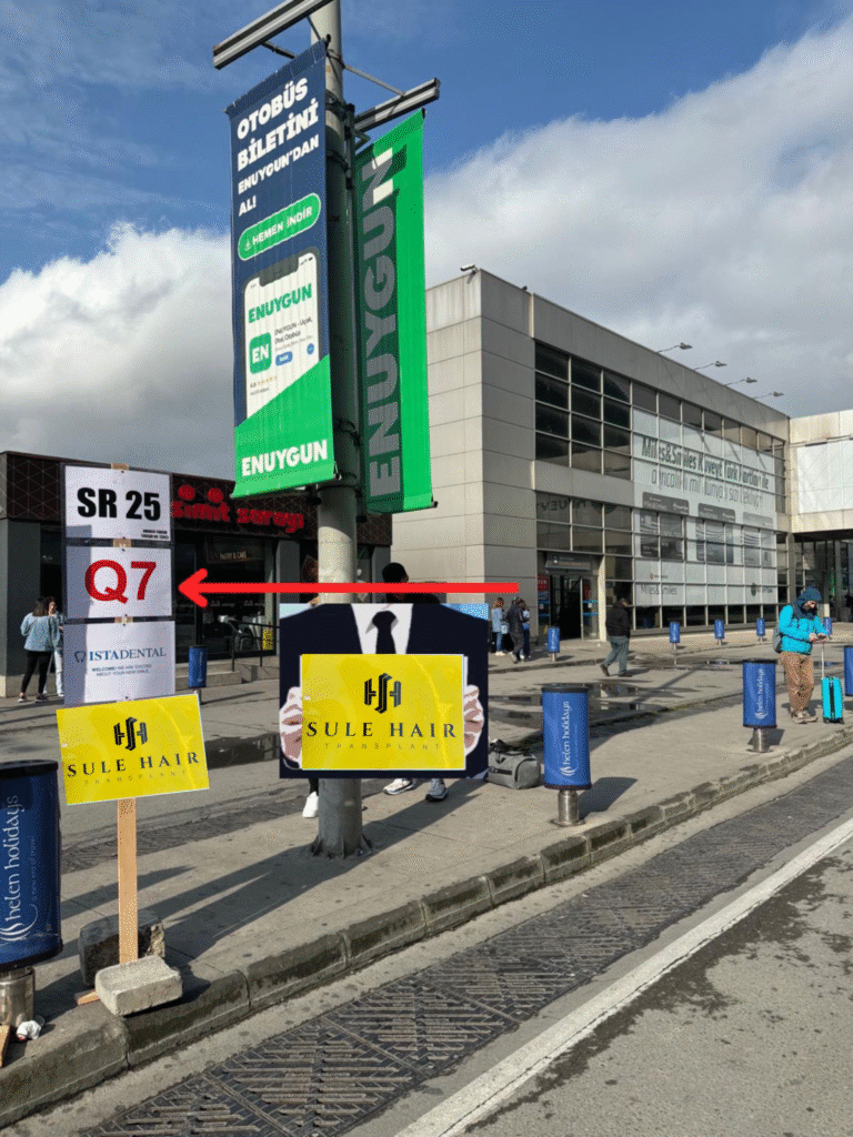 saw airport meeting point